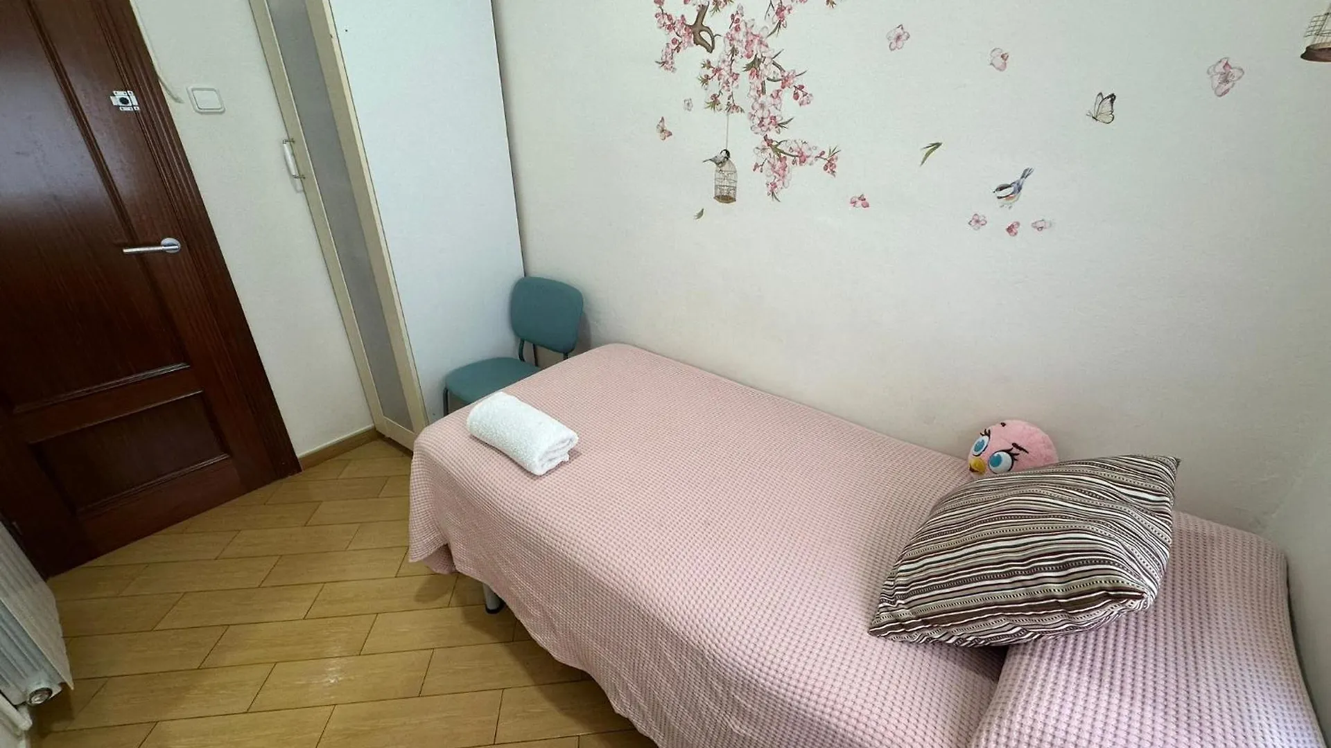Panzió Acogedoras Habitaciones En Valencia Barcelona